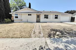 2177 Madrone St, Simi Valley, CA 93065 - Photo 1