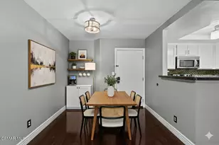 22100 Burbank Blvd, Woodland Hills, CA 91367 - Photo 1