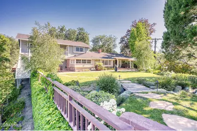 22101 Mulholland Drive, Woodland Hills, CA 91364 - Photo 1