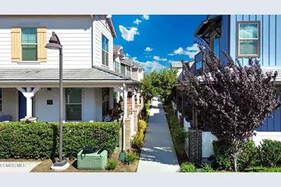 310 Farmhouse Drive #4, Simi Valley, CA 93065 - Photo 1