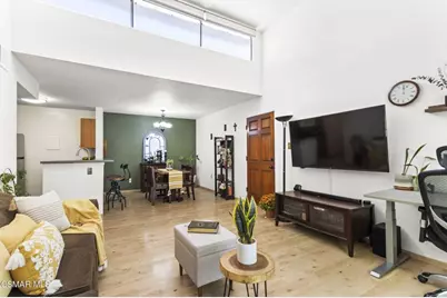 5700 Etiwanda Avenue #248, Tarzana, CA 91356 - Photo 1