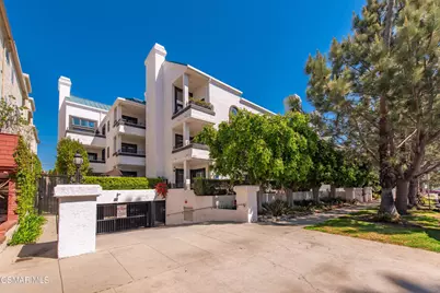 1133 9th Street #102, Santa Monica, CA 90403 - Photo 1