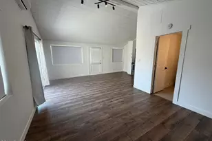 1332 Calle Crisantemo #B, Thousand Oaks, CA 91360 - Photo 1