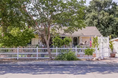 1017 Oakleaf Avenue, Monrovia, CA 91016 - Photo 1