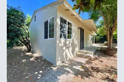 835 E Howard St, Pasadena, CA 91104 - Photo 1
