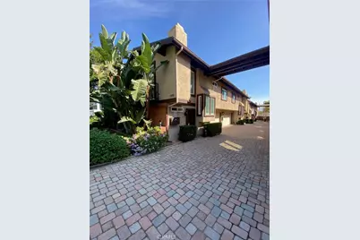 1348 E Orange Grove Boulevard #8, Pasadena, CA 91104 - Photo 1