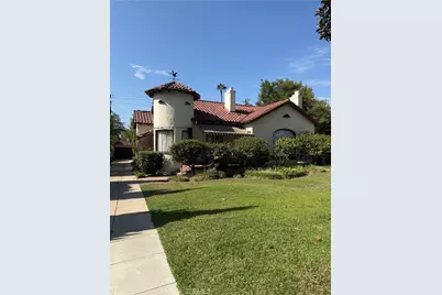 1968 E Washington Boulevard, Pasadena, CA 91104 - Photo 1
