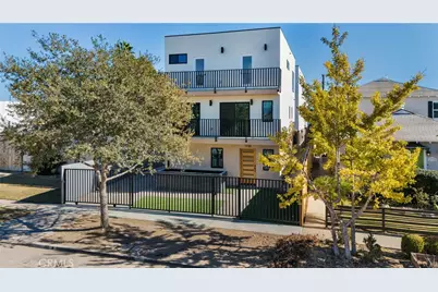 1734 Carmona Avenue, Los Angeles, CA 90019 - Photo 1