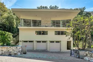 1220 Country Club Dr, Burbank, CA 91501 - Photo 1