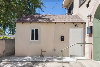 1375 N Mentor Avenue #A, Pasadena, CA 91104 - Photo 1