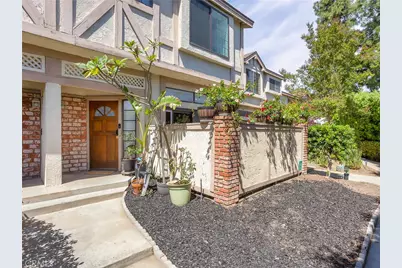 7100 Balboa Boulevard #805, Lake Balboa, CA 91406 - Photo 1