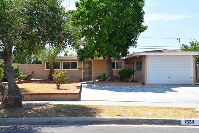 1539 Farmstead Avenue - Photo 1