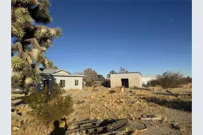 7698 Auburn Avenue, Adelanto, CA 92301 - Photo 1