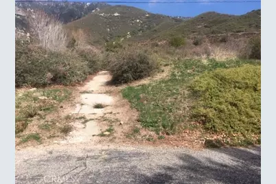 23680 Hillview Road, San Bernardino, CA 92404 - Photo 1