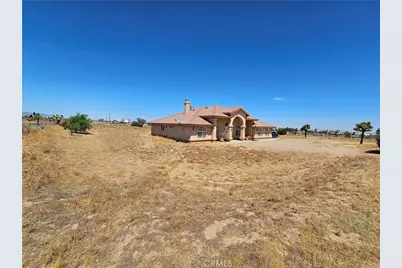 7677 Solano Road, Phelan, CA 92371 - Photo 1