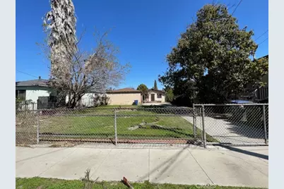 3125 Cedar Avenue, Lynwood, CA 90262 - Photo 1