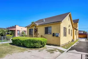 822 E 87th Pl, Los Angeles, CA 90002 - Photo 1