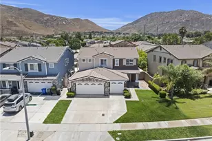 17129 Lacebark St, Fontana, CA 92337 - Photo 1