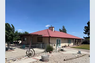 10675 Paramount Rd, Phelan, CA 92371 - Photo 1