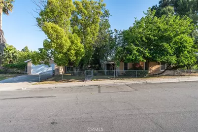 751 S Linden Avenue, Bloomington, CA 92316 - Photo 1