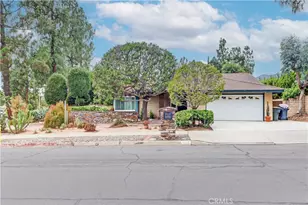 347 Indiana Ave, Claremont, CA 91711 - Photo 1