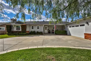 1585 Mural Dr, Claremont, CA 91711 - Photo 1