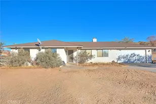 14811 Kingsdale, Apple Valley, CA 92307 - Photo 1