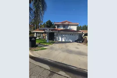 9301 Karmont Avenue, South Gate, CA 90280 - Photo 1