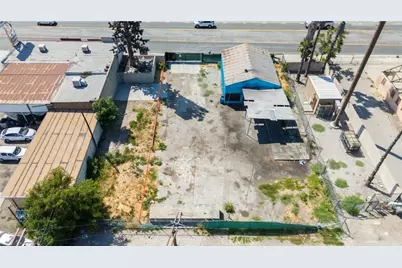 859 Inland Center, San Bernardino, CA 92408 - Photo 1