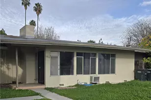 1010 E Campus Way, Hemet, CA 92543 - Photo 1