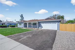 231 N Palm Ave, Hemet, CA 92543 - Photo 1