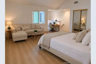 118 8th Street, Huntington Beach, CA 92648 - Photo 1