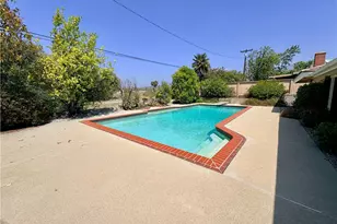 1755 Longwood Ave, Claremont, CA 91711 - Photo 1