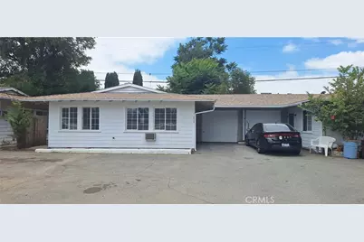 5010 Golden Avenue #B, Riverside, CA 92505 - Photo 1