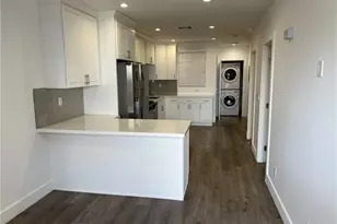 1168 W 38th #1170 1/2, Los Angeles, CA 90037 - Photo 1