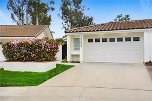 25095 Sunset Pl, Laguna Hills, CA 92653 - Photo 1