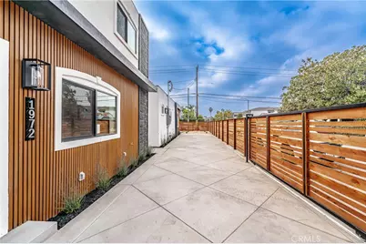 8629 Guthrie Avenue, Los Angeles, CA 90034 - Photo 1