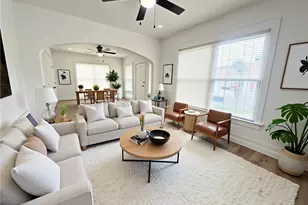 2217 10th Ave, Los Angeles, CA 90018 - Photo 1
