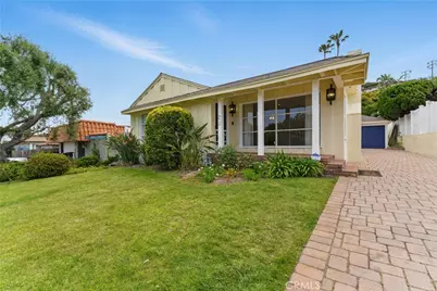 544 Calle Mayor, Redondo Beach, CA 90277 - Photo 1