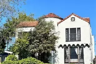 102 N Oxford Ave, Los Angeles, CA 90004 - Photo 1