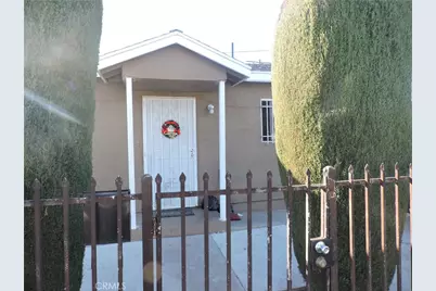 157 E 104th Street, Los Angeles, CA 90003 - Photo 1