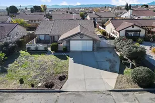 13511 Mountain Dr, Hesperia, CA 92344 - Photo 1