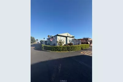 5450 N Paramount Boulevard #113, Long Beach, CA 90805 - Photo 1