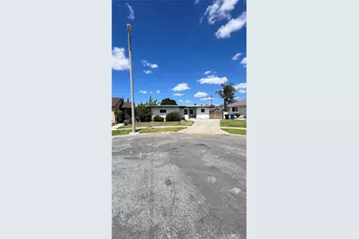 10503 Newville Avenue, Downey, CA 90241 - Photo 1