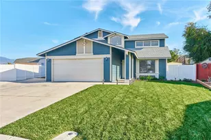 345 Eisenhower Ct, Hemet, CA 92543 - Photo 1