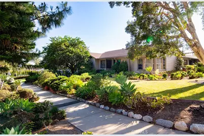 2201 Roosevelt Avenue, Altadena, CA 91001 - Photo 1