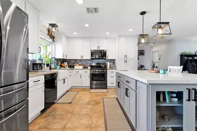 14440 Havasu Road, Apple Valley, CA 92307 - Photo 10