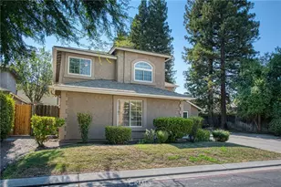 10668 Lighthouse Dr, Fresno, CA 93730 - Photo 1