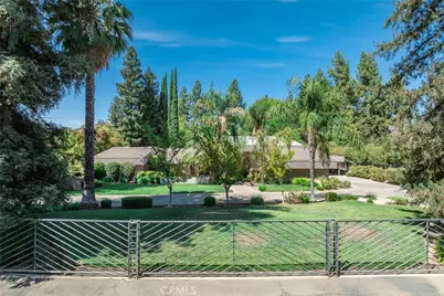 5287 N Sequoia Drive, Fresno, CA 93711 - Photo 1