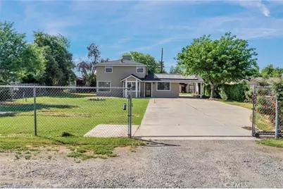 5132 E Washington, Fresno, CA 93727 - Photo 1